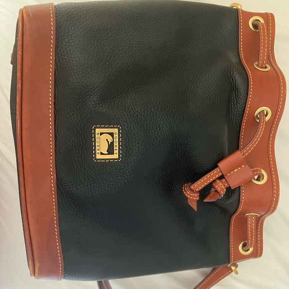 Dooney & Bourke Black and Brown Bucket Bag with Timeless Elegance - Picture 2 of 11